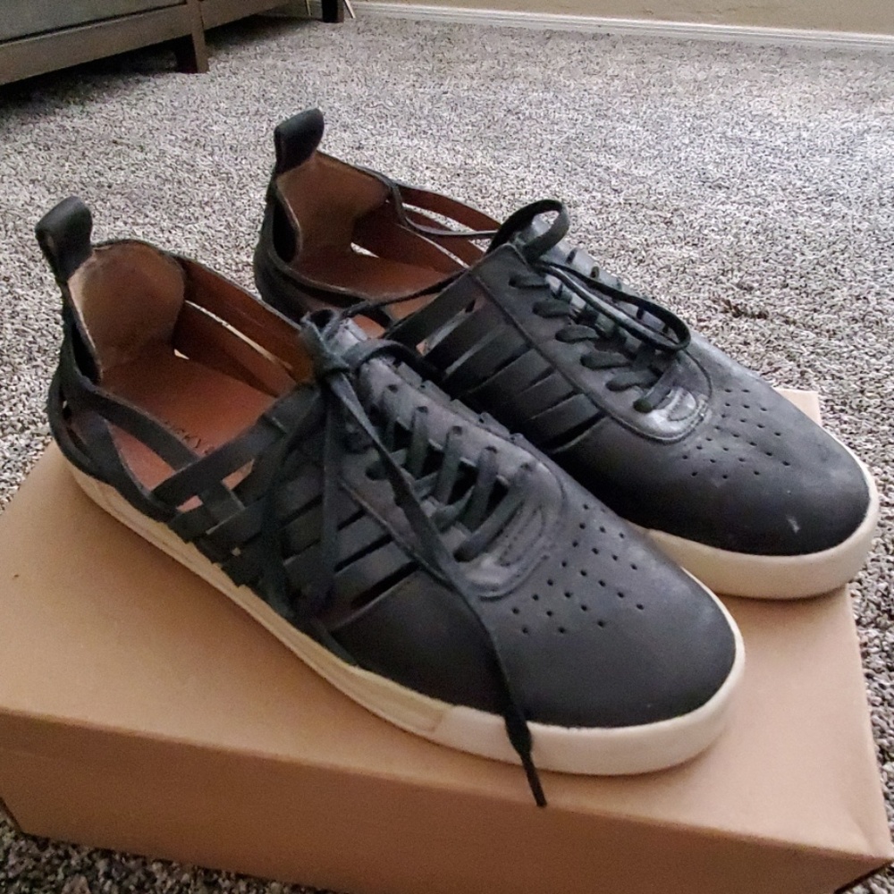 Lucky brand missha sneaker